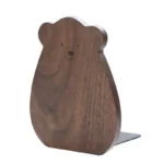 Buchstütze aus Holz in Bärenform